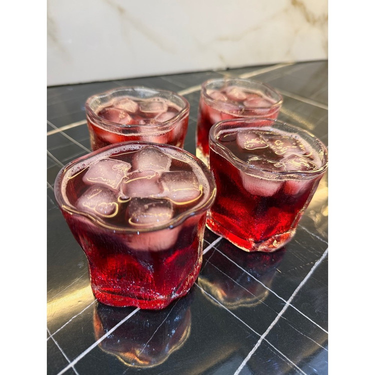 لیوان دفرمه یخی نیم لیوان دفرمه